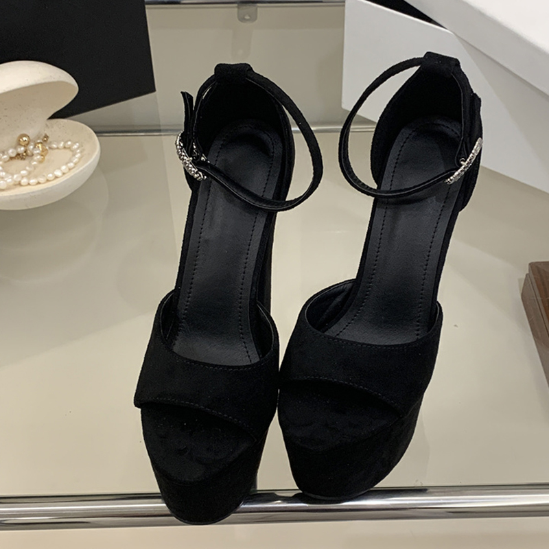 Zapatos de Tacón Alto Extremo  - Ankle Strap Heels reseña y precio